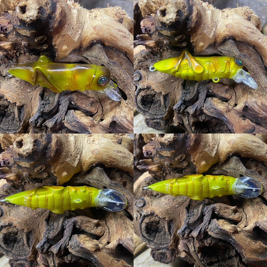 Small Cricket Crankbait Natural
