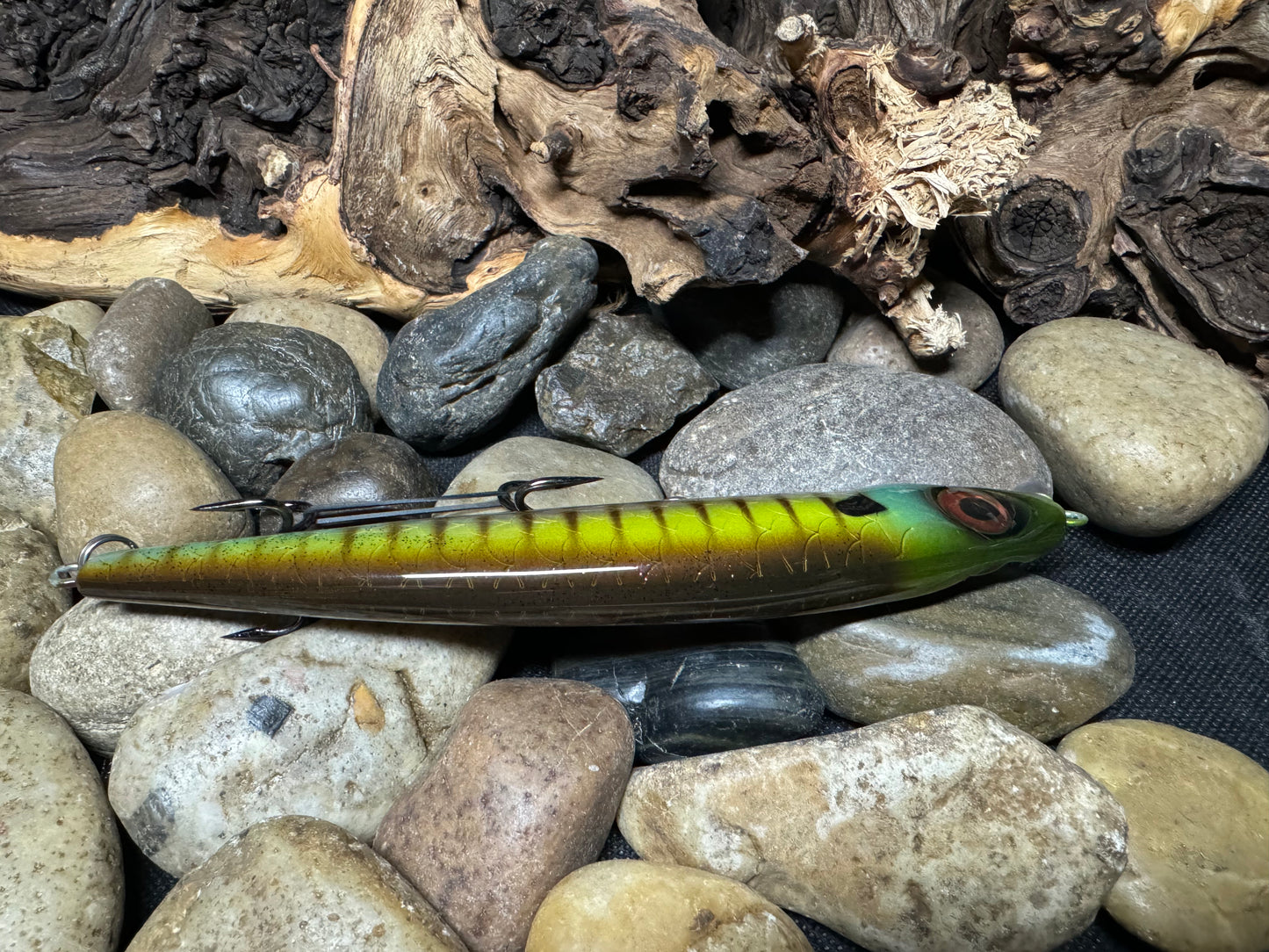 Muskie Big Eye Magnum Jerkbait Speckled Bluegill