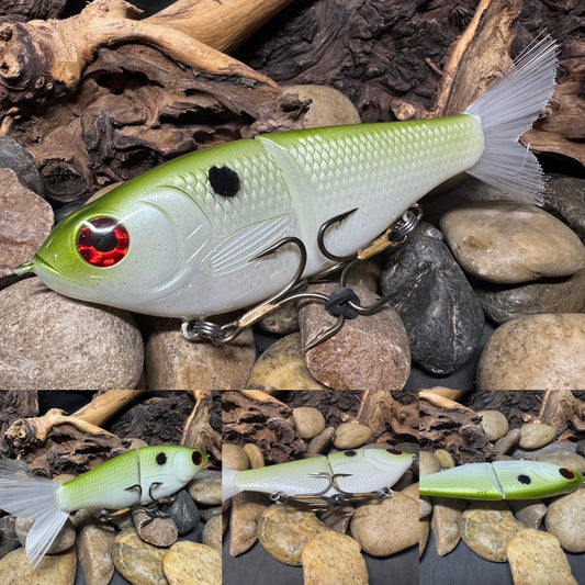 7" Fan Tail Glide Bait Pearl Green Chrome Shad