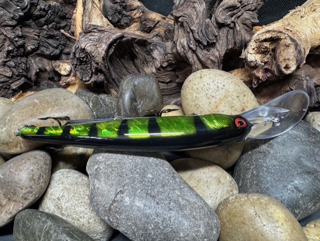 Dead Eye Crank Bait Holographic Orange Belly Green Perch