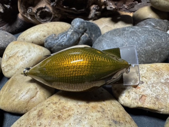 Square Bill 1.5 Scrank Golden Shiner