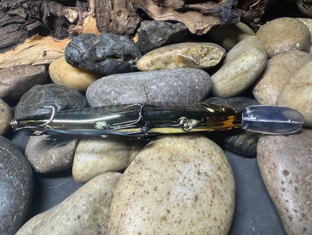 110+1 Green Chrome Perch with Downward Red Eye